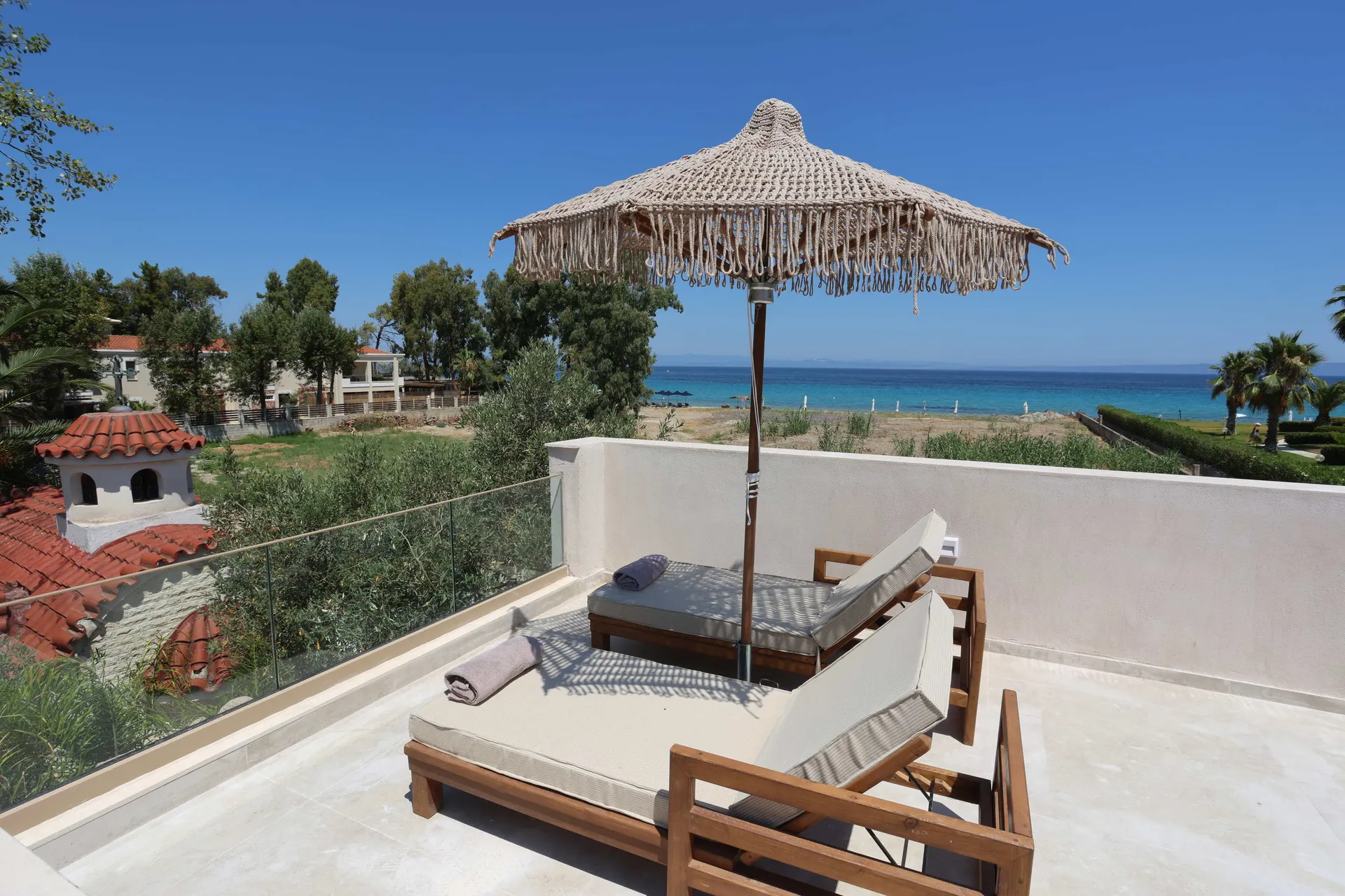 Nusa Suites & Villas-Suite Rooftop Pool View